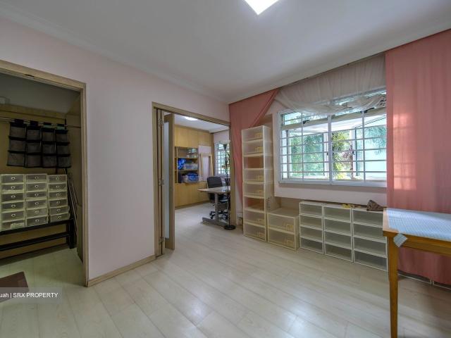Detached House for sale