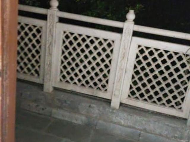 House for sale in Deri