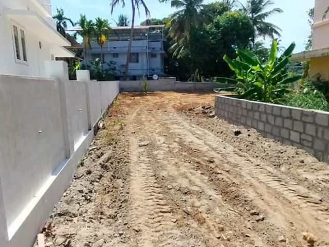 Land for sale in Thrissur, Kerala