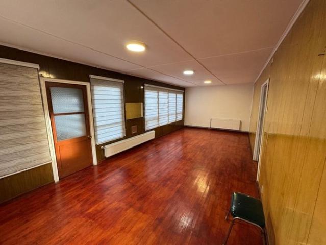 Punta Arenas, Amplia propiedad en arriendo para vivienda o uso comercial