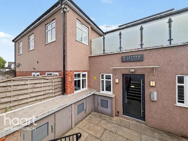 Apartment for rent in Hornchurch, Greater London