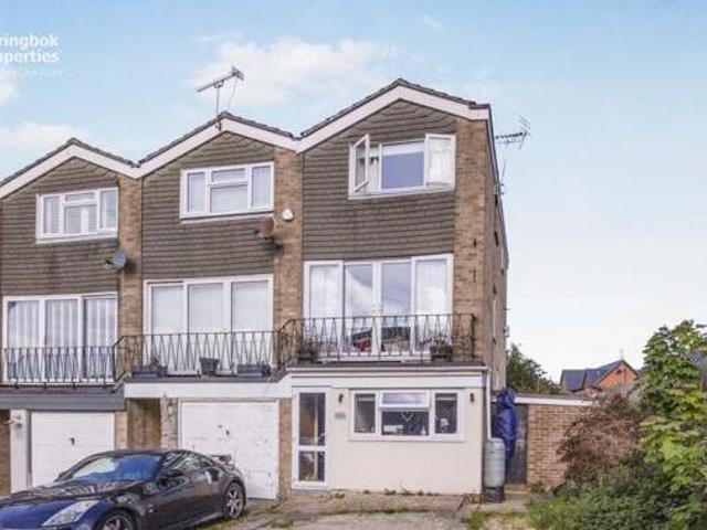 House for sale in Spring Vale, Hampshire