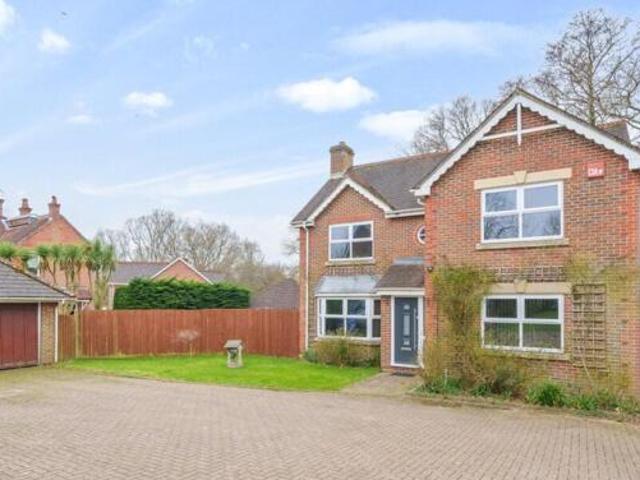 House for sale in Spring Vale, Hampshire