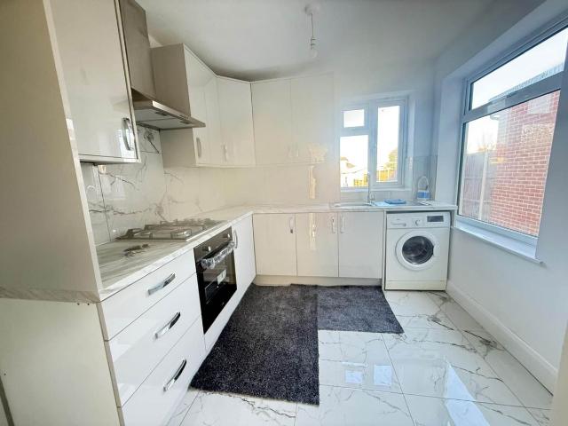 House for rent in London Borough of Ealing, Greenford