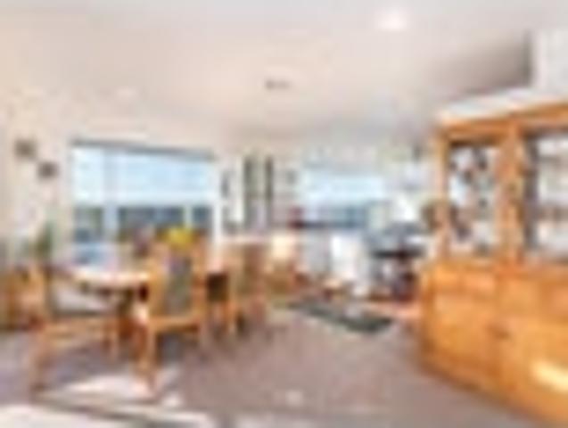 House for sale in Chaslands, Canterbury