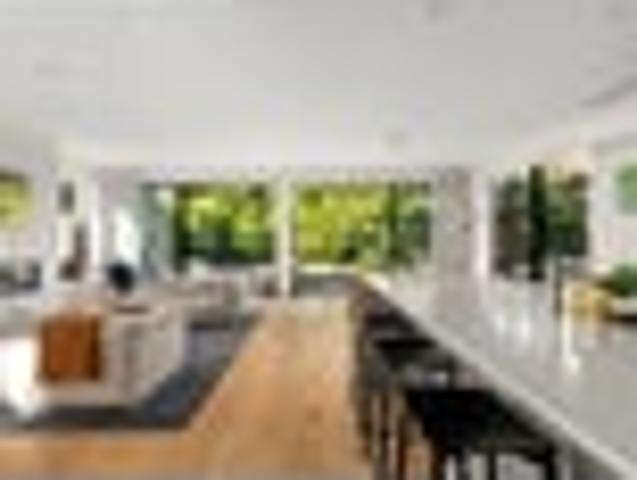 House for sale in Westmere
