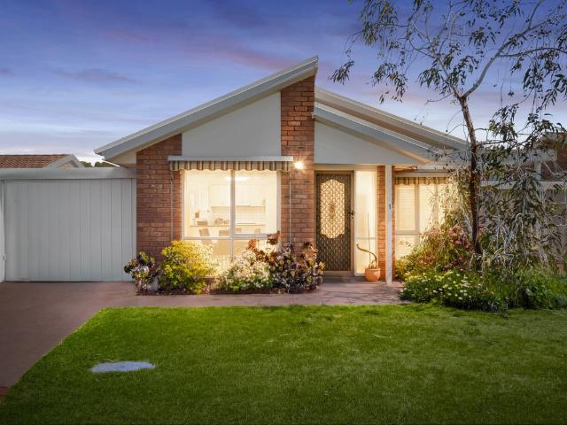 Villa for sale in Camerons Creek, Victoria