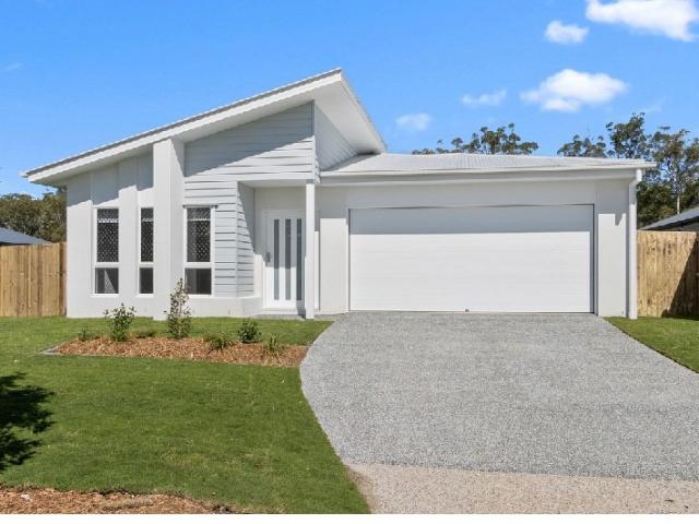 Cottage for sale in Toombul, Queensland