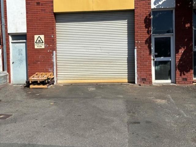 Warehouse for rent in Stirling, Western Australia