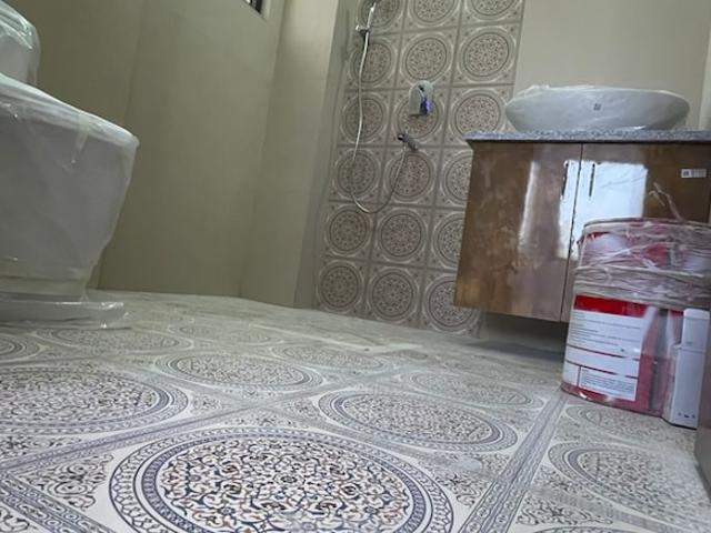 Commercial for rent in Hariana
