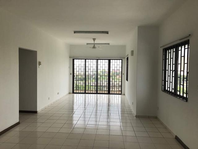 Condominium for sale in Petaling, Alam Impian