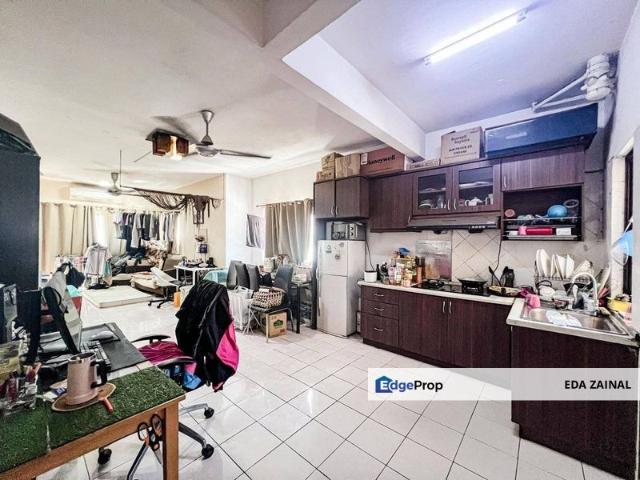 Condominium for sale in Petaling, Alam Impian