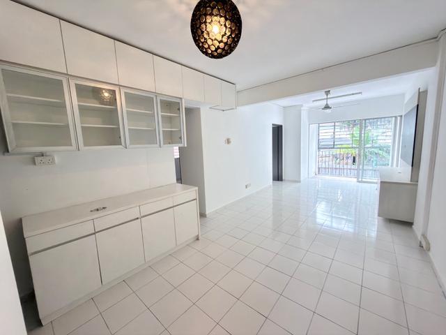 Apartment for sale in Kajang, Langat