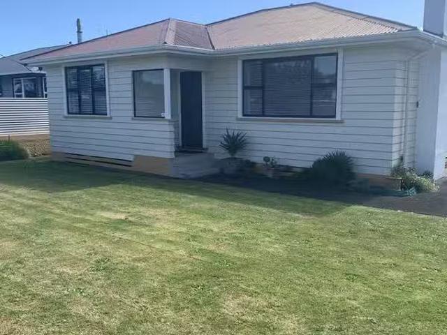 House for rent in Taranaki