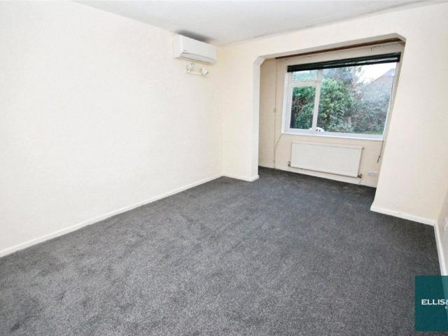 House for rent in Golders Green, Greater London