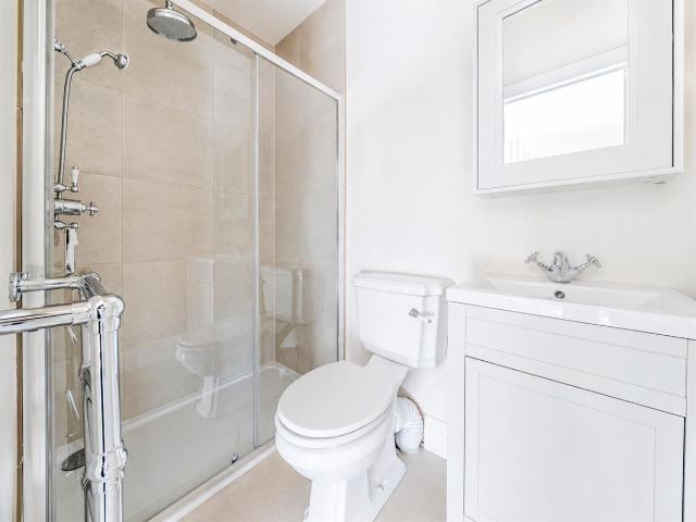 House for rent in London Borough of Croydon, Sanderstead