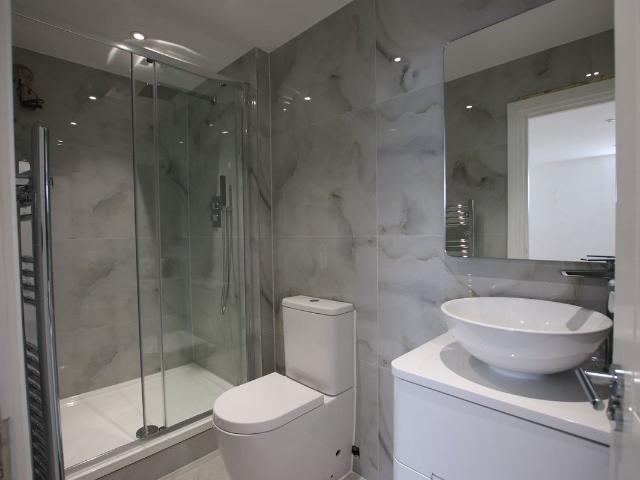 Apartment for rent in London Borough of Croydon, Purley
