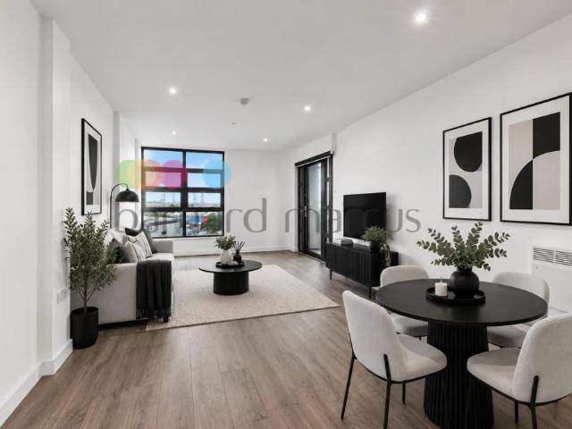 Apartment for rent in London Borough of Croydon, Waddon