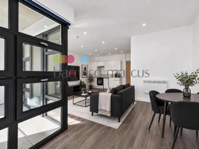 Apartment for rent in London Borough of Croydon, Waddon