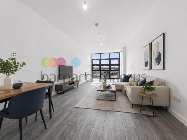 Studio for rent in London Borough of Croydon, Waddon