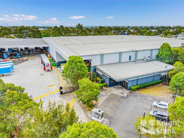 Warehouse for rent in Minchinbury, Sydney