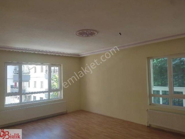 Pursaklar, Ankara içerisinde kiralık mülk