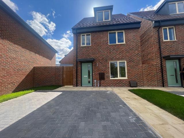 Apartment for rent in Weston Turville