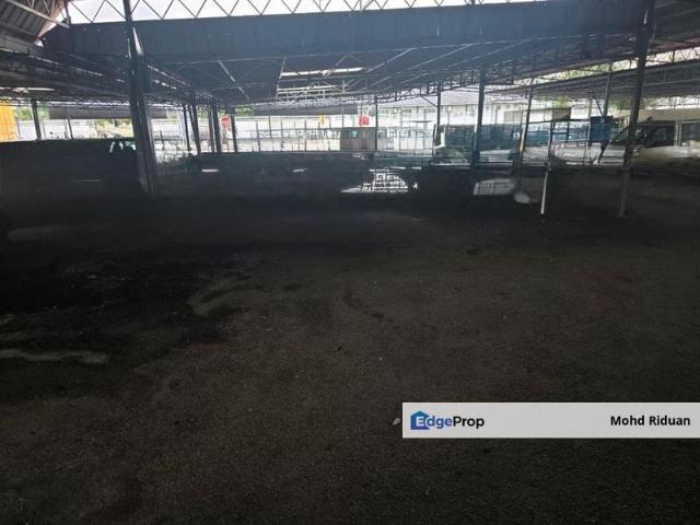 Shop for rent in Petaling, Subang Jaya