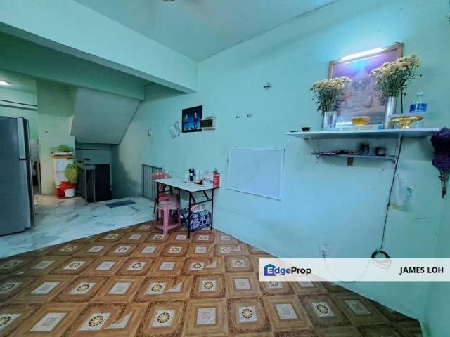 Shop for sale in Petaling, Subang Jaya