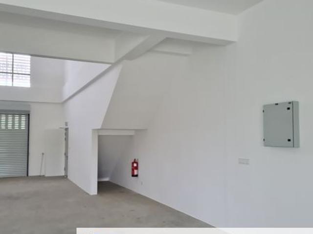 Shop for rent in Petaling, Subang Jaya