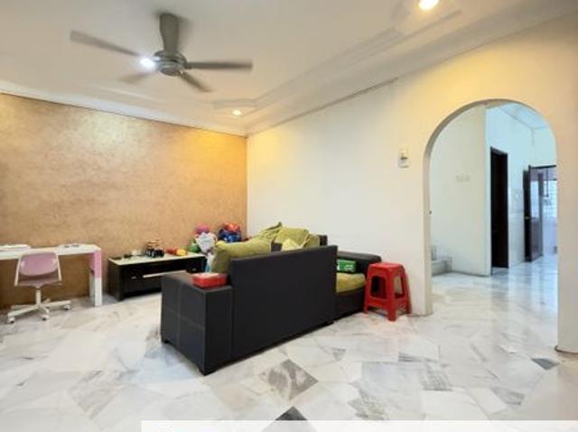 House for sale in Puchong, Majlis Bandaraya Subang Jaya