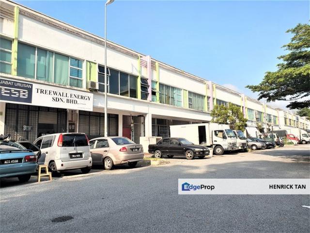 Shop for sale in Petaling, Subang Jaya