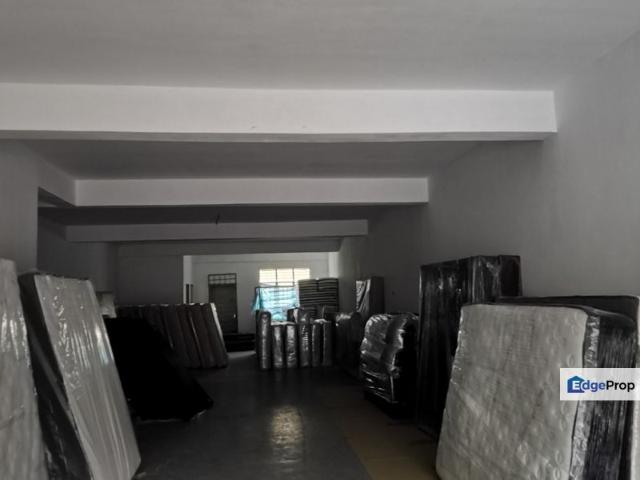 Shop for rent in Selayang, Selangor