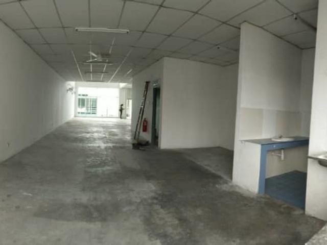 Shop for rent in Selayang, Selangor