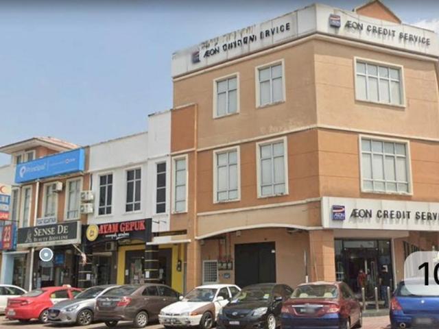 Shop for sale in Sendayan Village, Negeri Sembilan