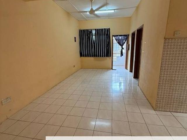 Flat for sale in Kajang, Langat