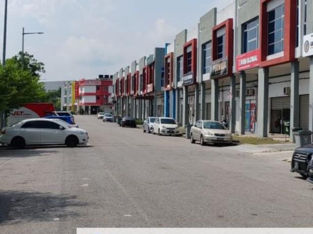 Shop for rent in Rembia, Malaka