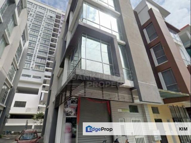 Shop for sale in Petaling, Subang Jaya
