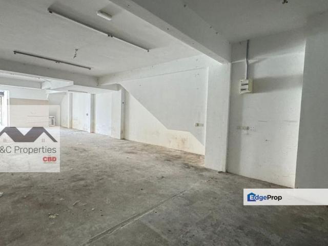 Shop for rent in Sendayan Village, Negeri Sembilan