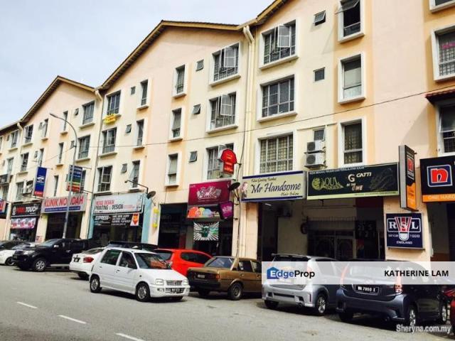Shop for rent in Petaling, Alam Impian