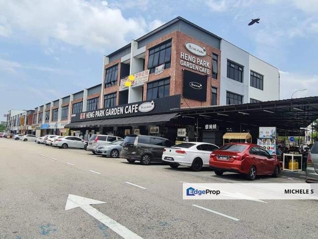 Shop for rent in Bukit Ledang, Johor
