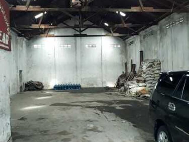 Gudang dijual di Kediri
