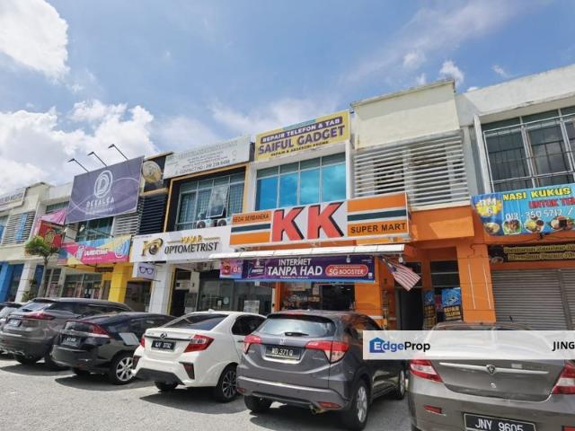 Shop for rent in Seksyen 13, Bandar Puncak Alam