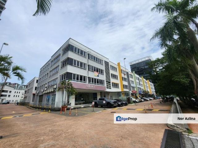 Shop for rent in Petaling Jaya, Petaling