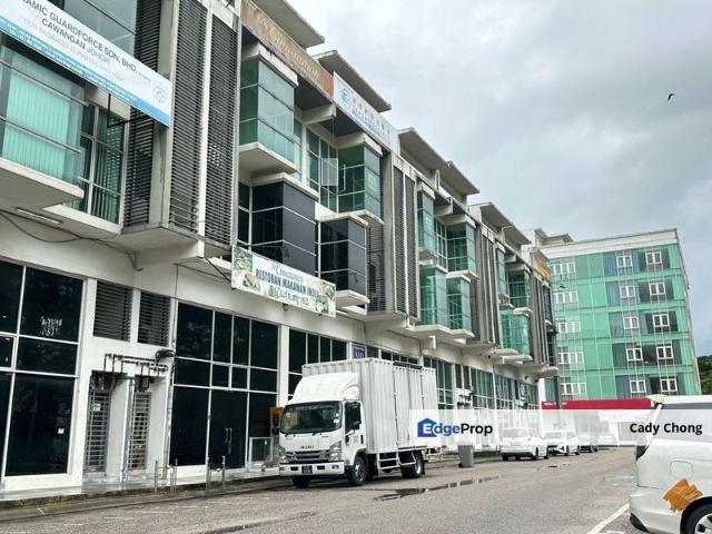 Shop for sale in Danga Utama, Johor Bahru
