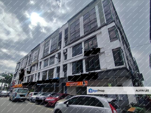 Shop for sale in Petaling, Subang Jaya