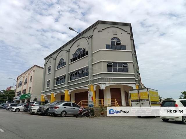 Shop for sale in Petaling, Subang Jaya