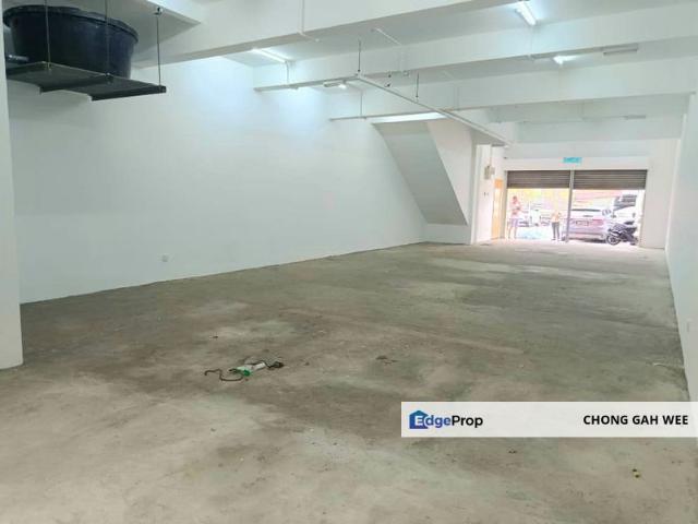 Shop for rent in Petaling, Subang Jaya