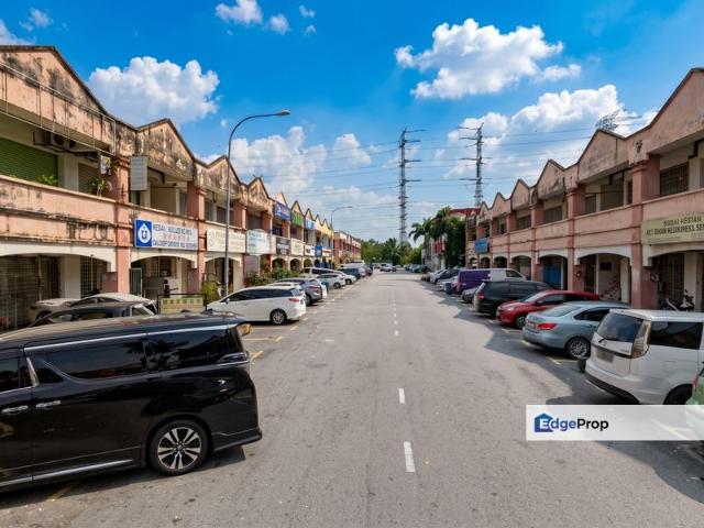 Shop for rent in Petaling, Subang Jaya