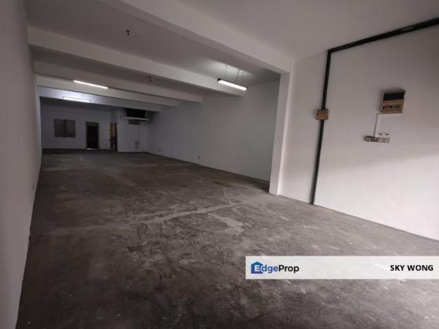 Shop for rent in Petaling, Subang Jaya